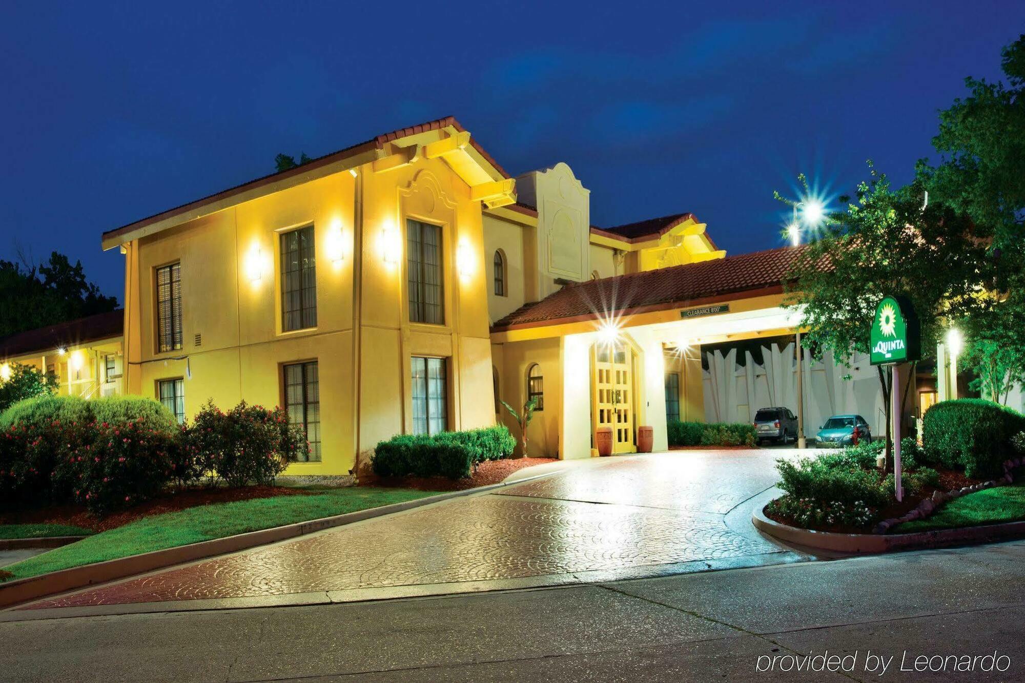 La Quinta Inn By Wyndham Baton Rouge University Area Exterior foto